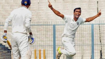 Maharashtra ride on Sanklecha's shoulders