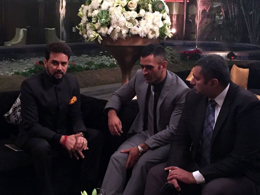 Anurag Thakur and MS Dhoni at Yuvraj Singh's wedding reception