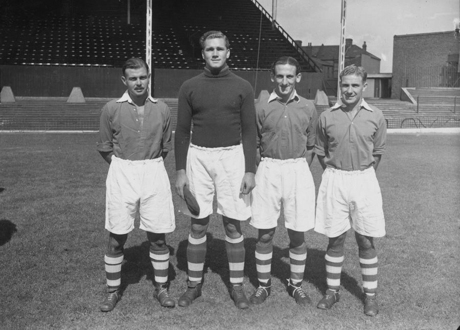 Sid O'Linn (second from right) with some Charlton Athletic team-mates