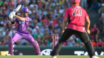 Debutant Short the force in Hurricanes' win