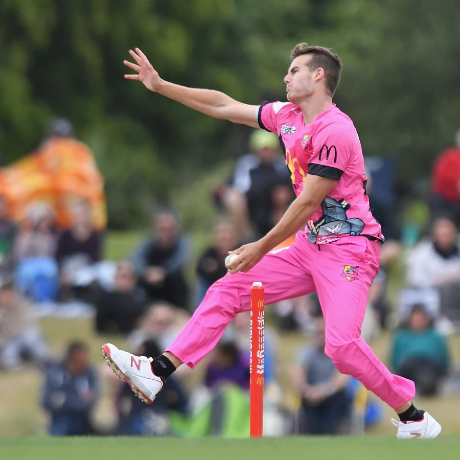 Nick Winter spearheaded the Northern Districts bowling