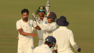 Jaggi and Nadeem establish Jharkhand advantage