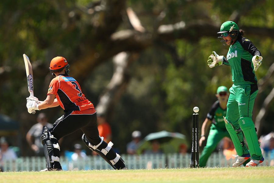 Emma Inglis celebrates the wicket of Elyse Villani