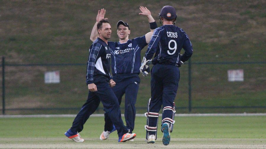 Con de Lange removed Michael Rippon to give Scotland hope