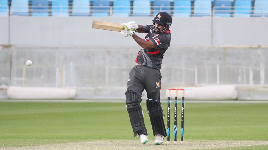 Muhammad Usman pulls through midwicket