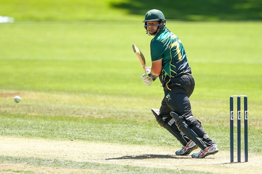 Jesse Ryder watches a ball race away