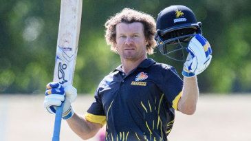 Wellington top table after Hamish Marshall ton