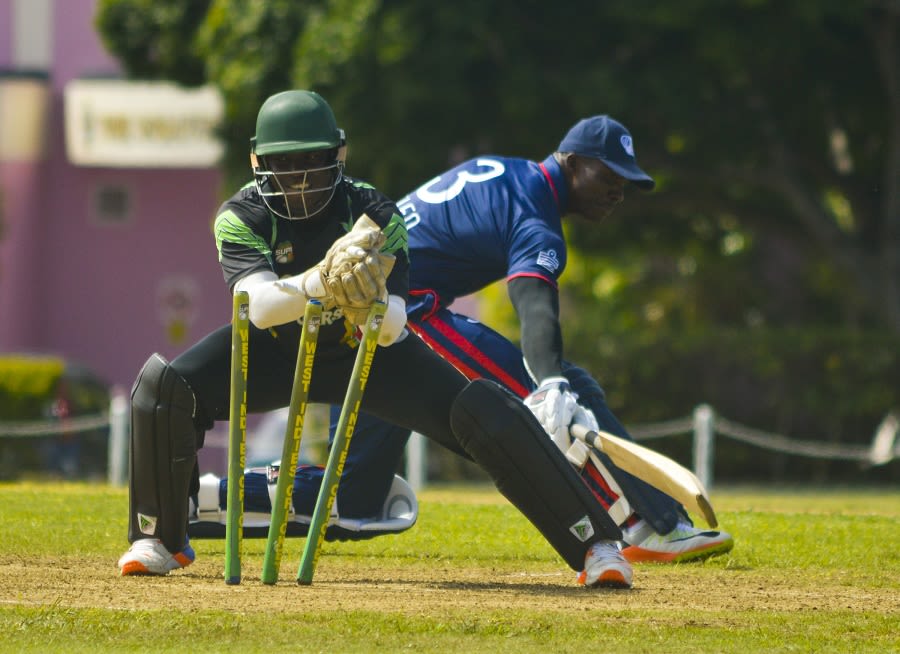 Anthony Bramble runs out Timroy Allen
