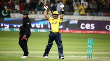 Kamran helps Lahore Whites to top, Karachi Whites also win
