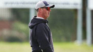 Mick Lewis joins Yorkshire as bowling coach