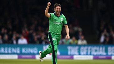 Tim Murtagh's maiden five-for wraps up series win for Ireland