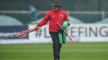 Teams split points after rain allows only 31.1 overs