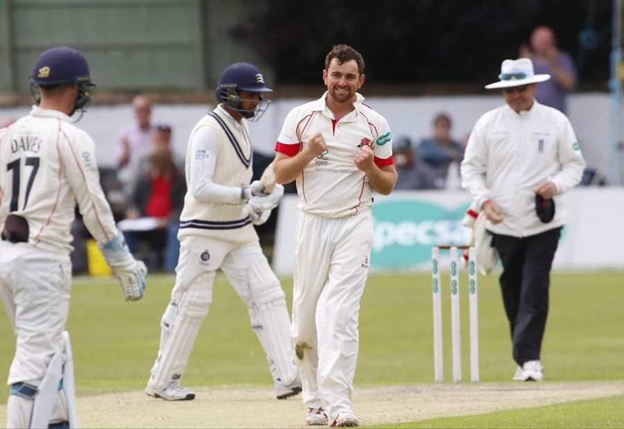 Stephen Parry claimed his maiden Championship five-wicket haul