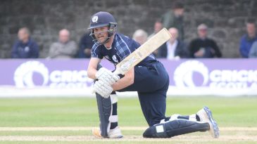 Uncapped Tahir, Wallace named in Scotland squad