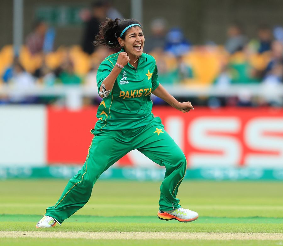 Kainat Imtiaz rejoices after trapping Sarah Taylor in front