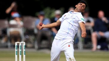 Kent swoop to sign 18-year-old Hamidullah Qadri from Derbyshire