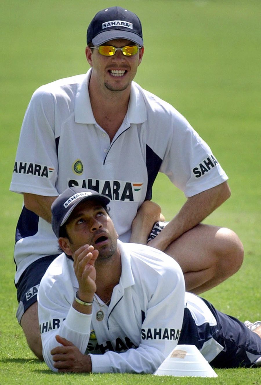Physio Andrew Leipus works on Sachin Tendulkar
