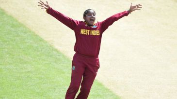 Anisa Mohammed's last-ball strike gives West Indies women one-run win