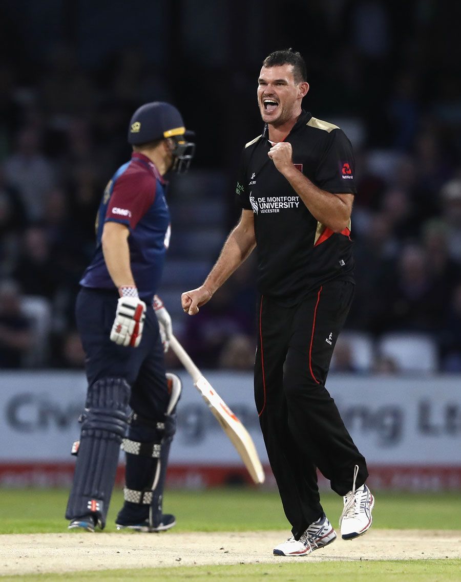 Clint McKay celebrates the wicket of Ben Duckett for 1