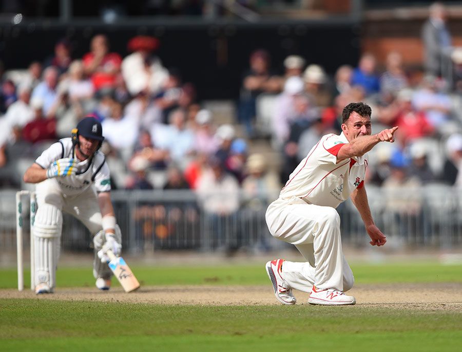 Ryan McLaren appeals for the wicket of Ian Bell
