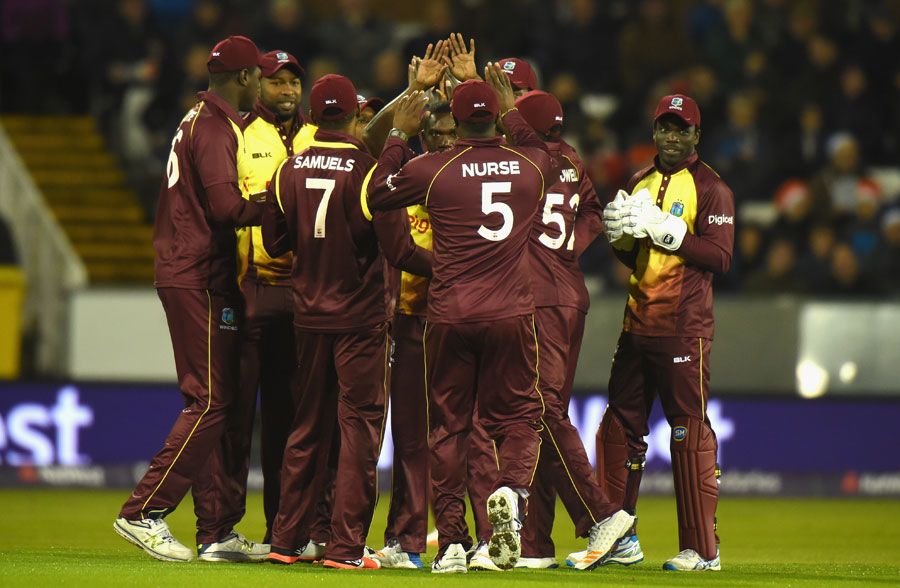 Jerome Taylor struck with the first ball of the innings