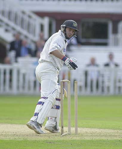Matt Windows bowled by Giddins
