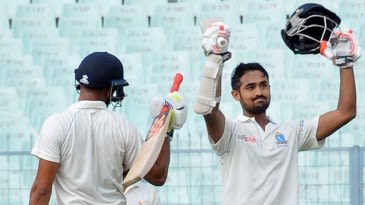 Raman makes waves at Chepauk, for Bengal