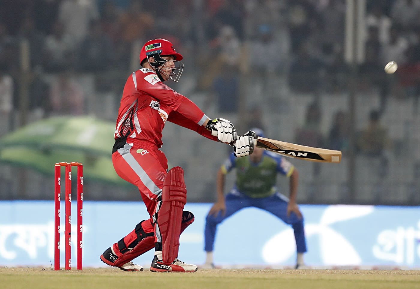 Stiaan van Zyl carts one over the off side
