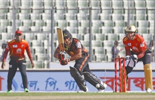Ariful Haque stuns Barishal; Mahedi Hasan, Nurul Hasan hand Rajshahi narrow win over Dhaka
