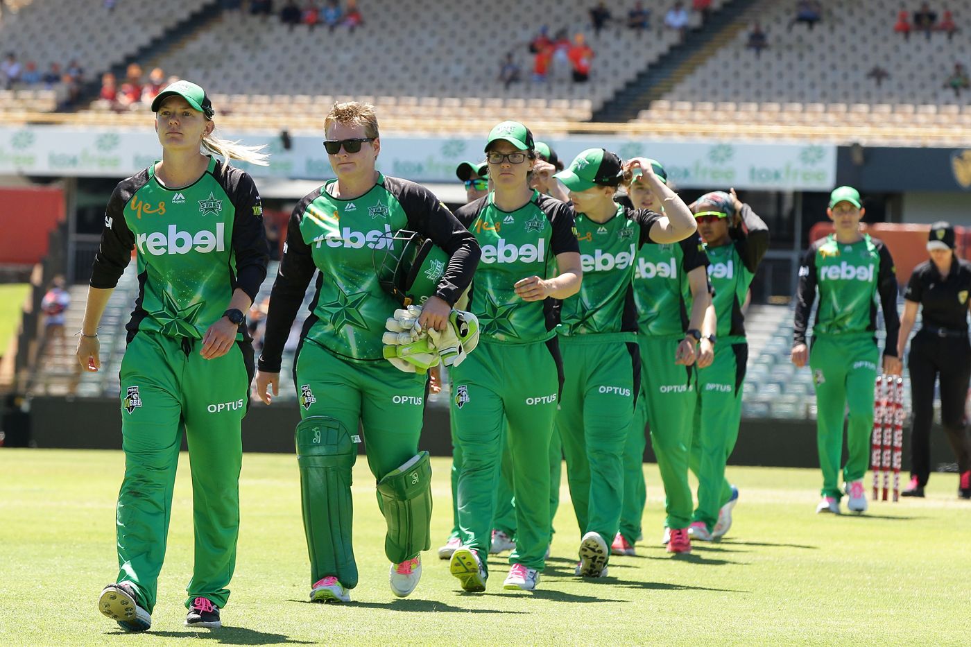 Melbourne Stars captain Kristen Beams leads the team out ahead of the start of play