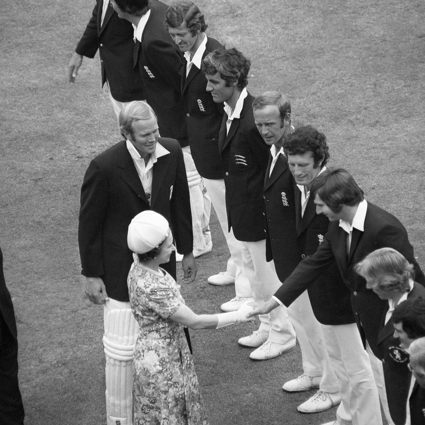 The England players are introduced to the Queen