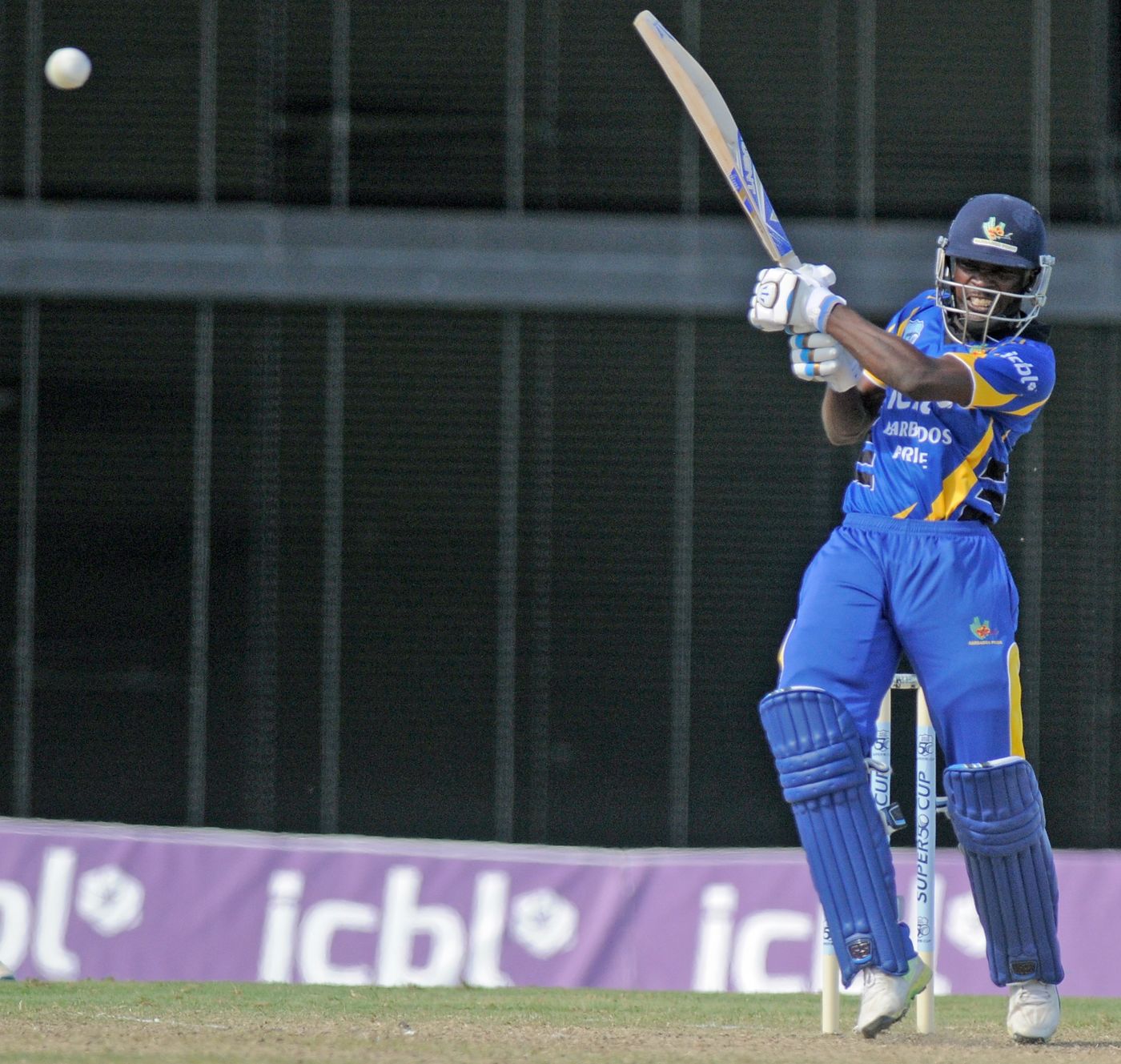 Jonathan Carter pulls one en route to his 28