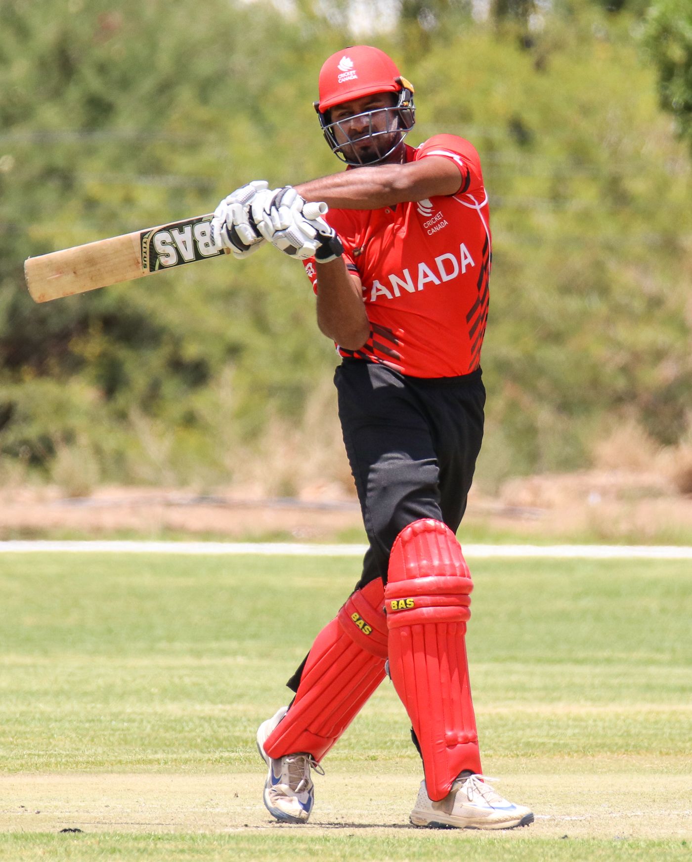 Ruvindu Gunasekera pulls hard for another boundary