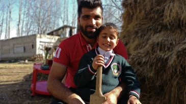 Manzoor Dar goes to the IPL