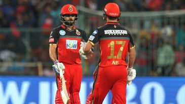 How many double-century partnerships have there been in the IPL?