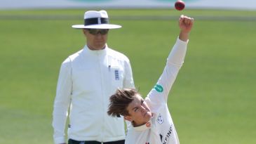 Worcestershire spinner Ben Twohig suffers injury playing football
