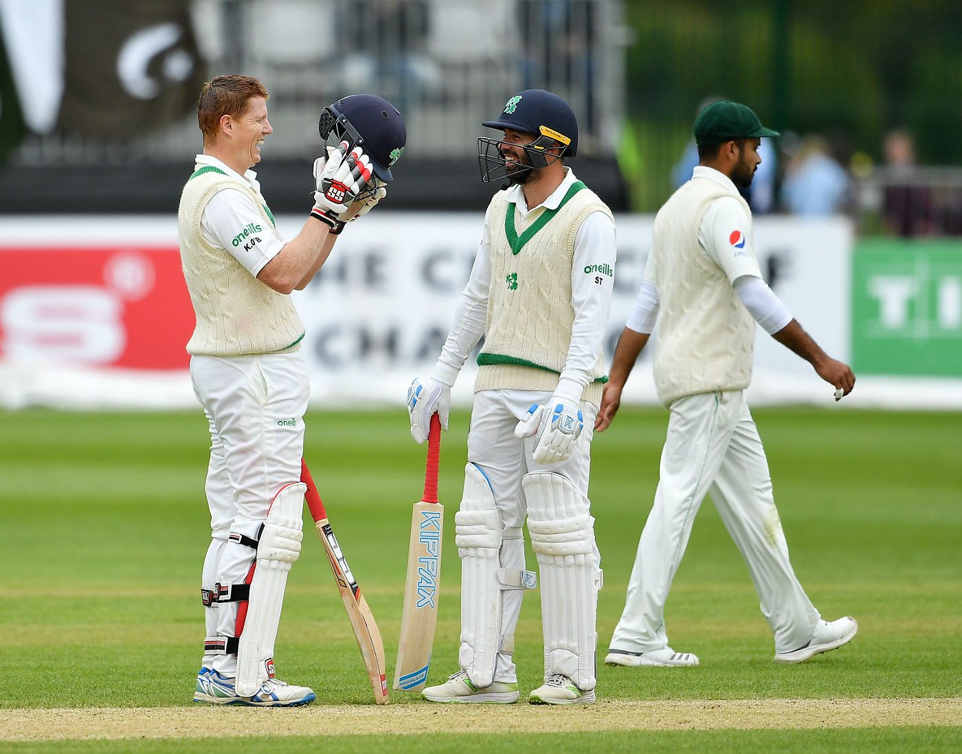 Kevin O'Brien and Stuart Thompson built a big stand for the seventh wicket