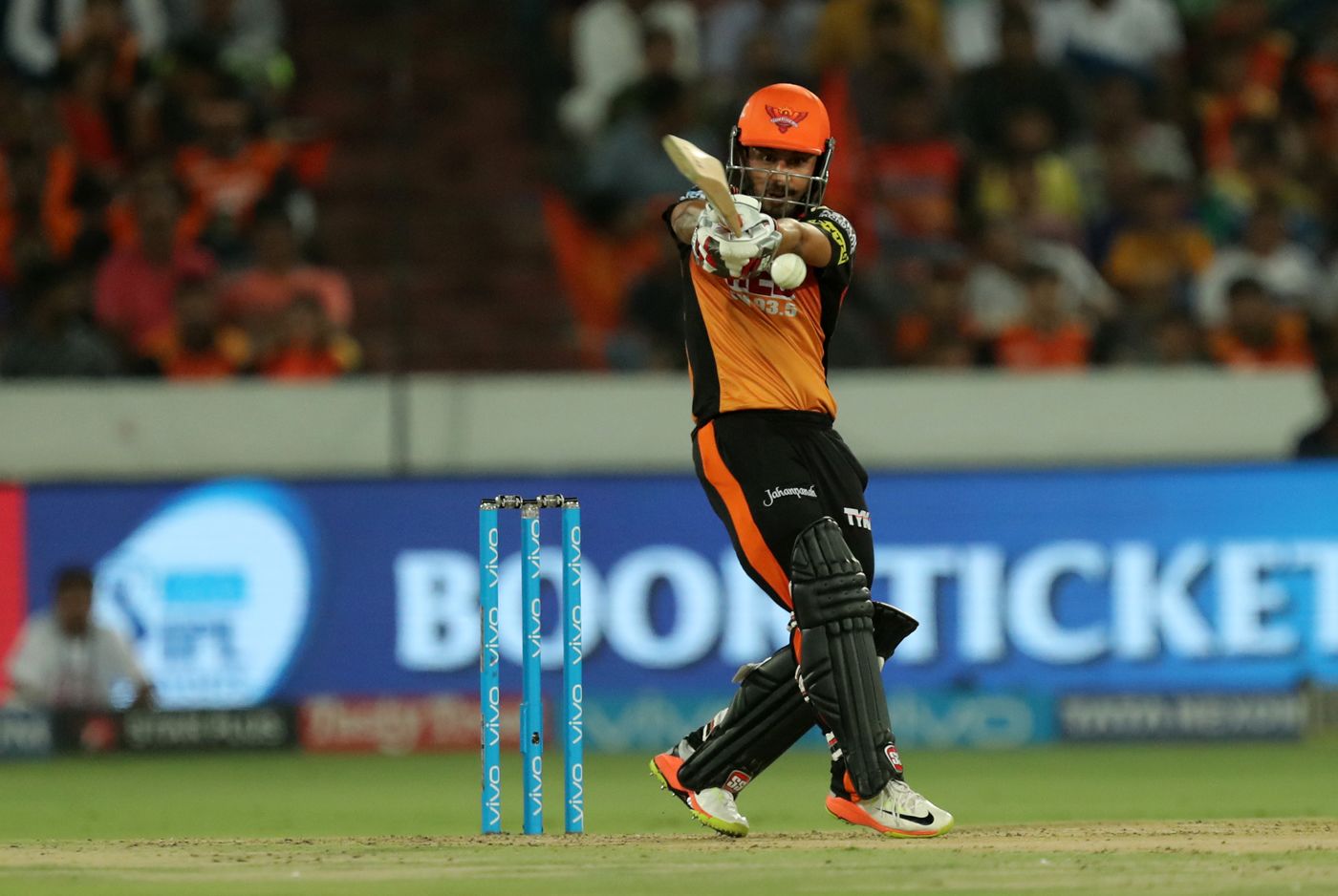 Shreevats Goswami pulls one away