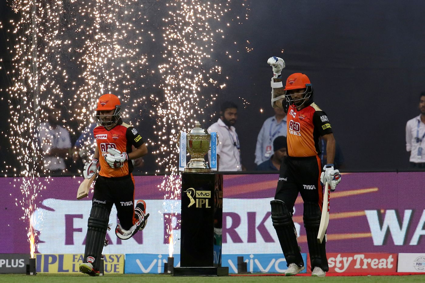 Shikhar Dhawan and Shreevats Goswami walk out amid fireworks