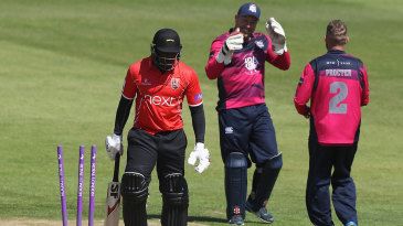 Michael Carberry leaves Leicestershire by mutual consent after stand-off