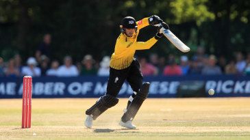 'Fake fielding' makes an appearance as Glamorgan cling on in thriller