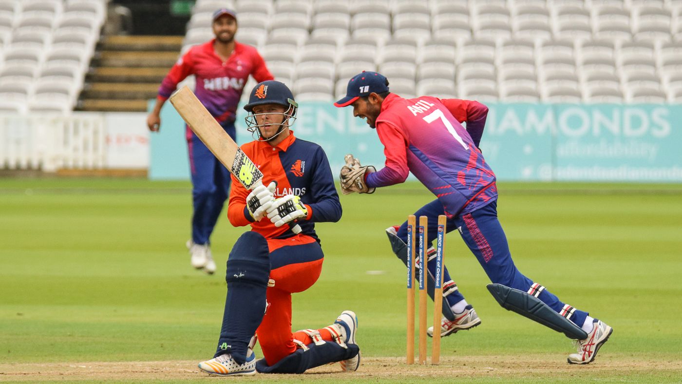 Tobias Visee is bowled after missing a slog sweep