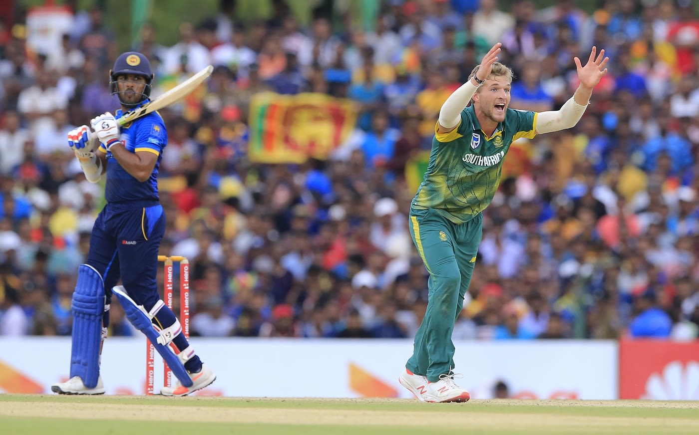 Wiaan Mulder had Shehan Jayasuriya feathering behind