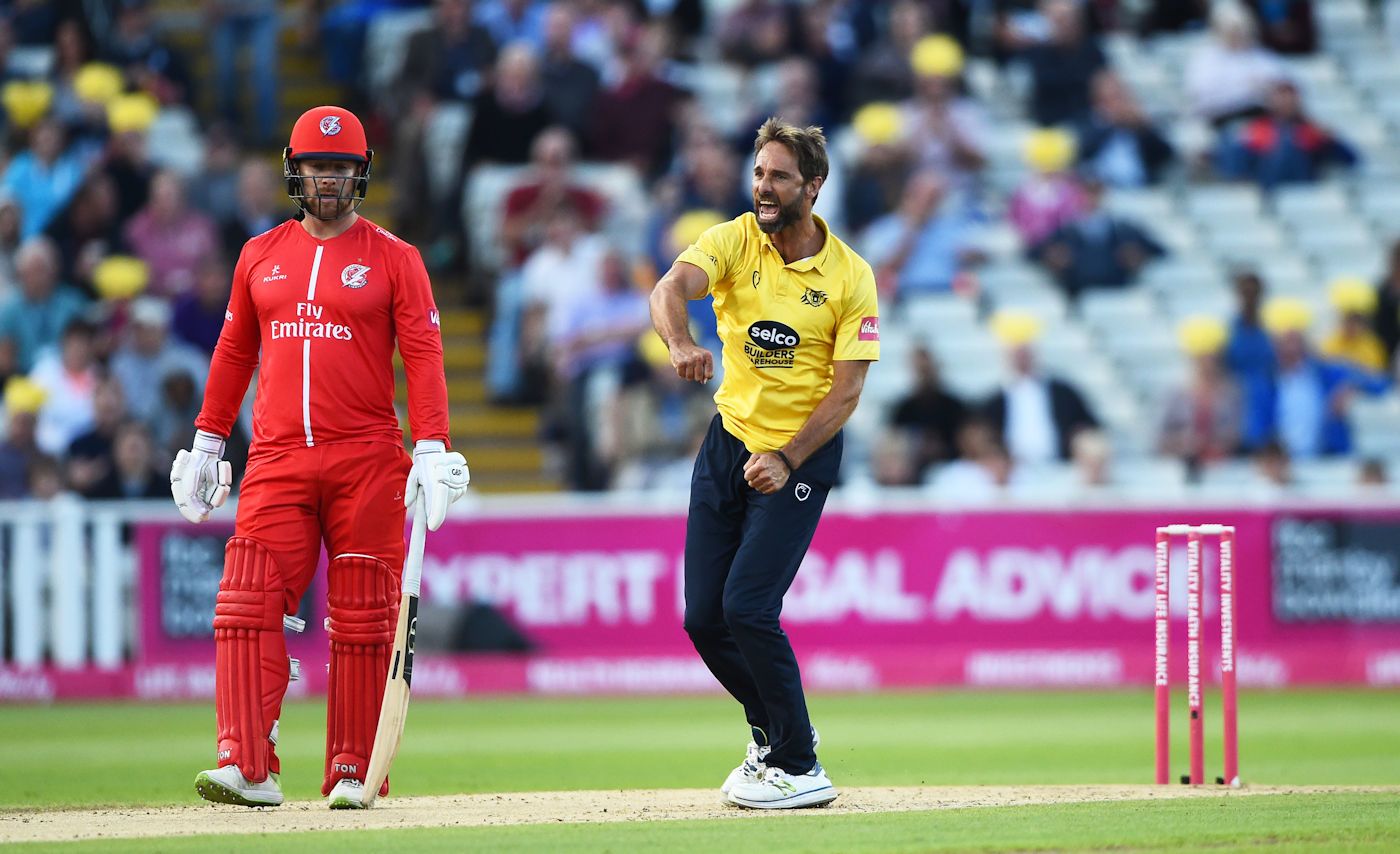 Grant Elliott celebrates a wicket