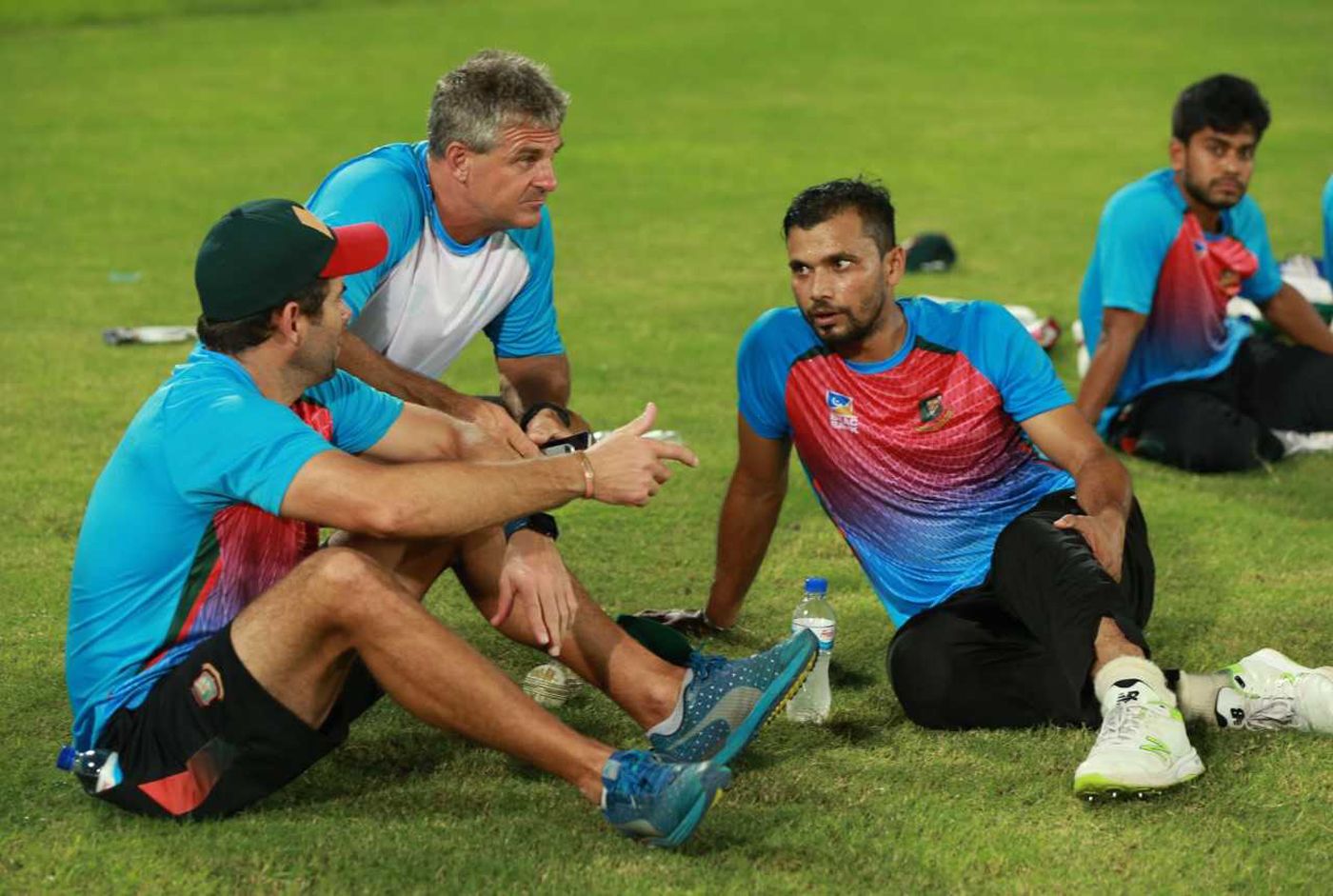 Steve Rhodes and Mashrafe Mortaza lend audience to Neil McKenzie