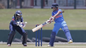 Taniya Bhatia shines with bat and gloves to hand India series