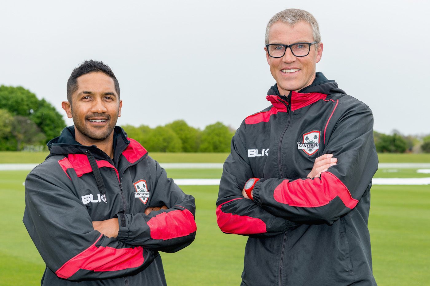 Canterbury assistant coach Dion Ebrahim and head coach Brendon Donkers during the rain break