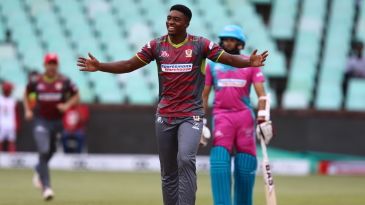 Uncapped Lutho Sipamla in South Africa T20I squad