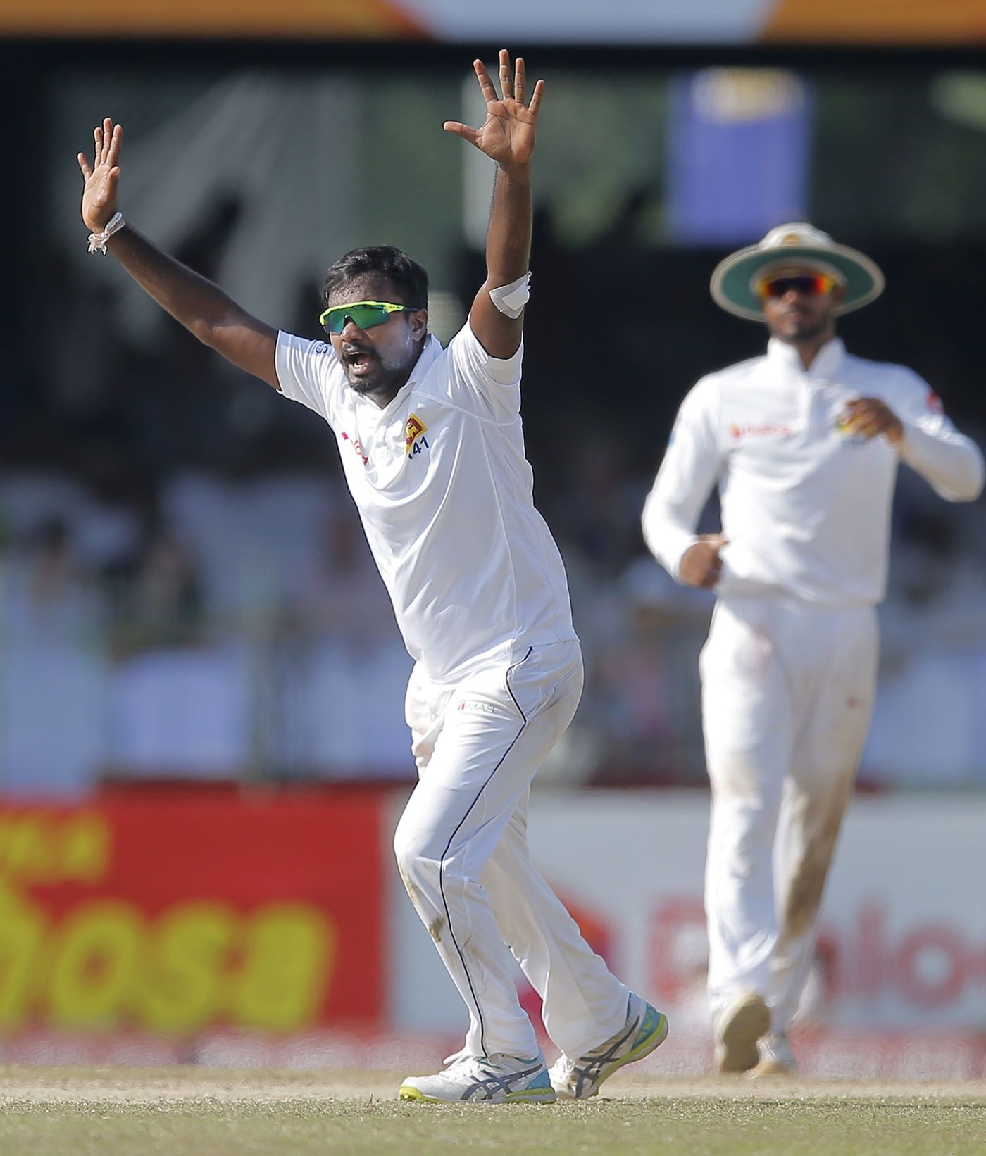 Malinda Pushpakumara appeals for a wicket