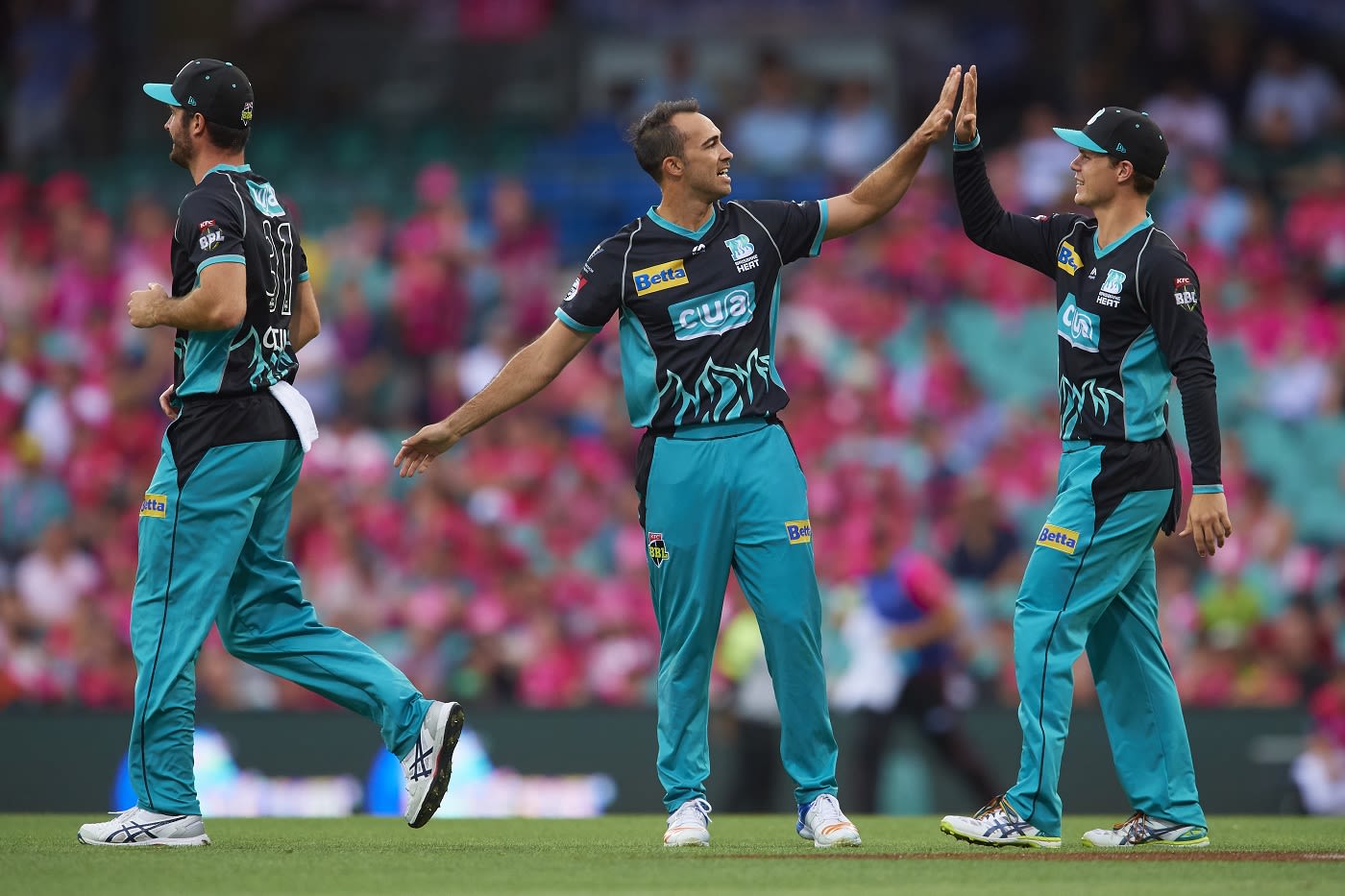 Josh Lalor picked up key Sydney Sixers wickets